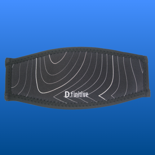 Black neoprene strap, with a topographical wave design on, meant for use with a D.finitive Underwater Sports Mask. Used for Underwater Hockey, Underwater Rugby, snorkelling or other underwater sports.